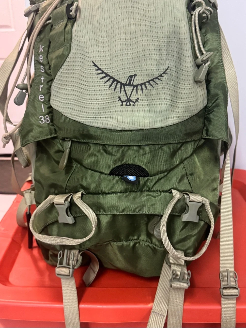 Osprey Kestrel 38 backpack